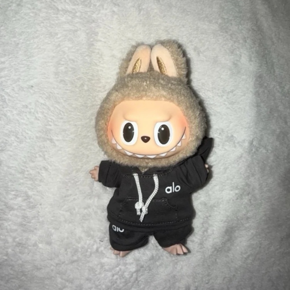 Labubu Alo yoga sweatsuit